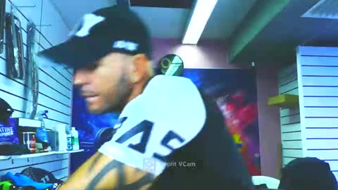 fabxxxl online show from April 16, 2026, 7:09 am