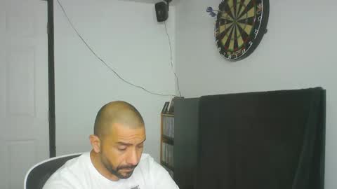 Snapshot of faded805 chatting on May 26, 2026, 11:06 am Mark online show from May 26, 2026, 11:06 am