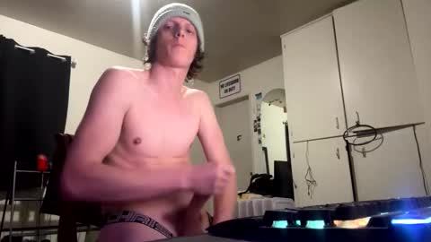 fadedboy4u online show from November 21, 2025, 5:50 am