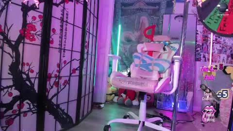 Snapshot of faethedoll chatting on June 3, 2026, 2:33 pm Fae and Cheta online show from June 3, 2026, 2:33 pm