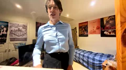 fagboysissy online show from November 17, 2025, 11:21 pm