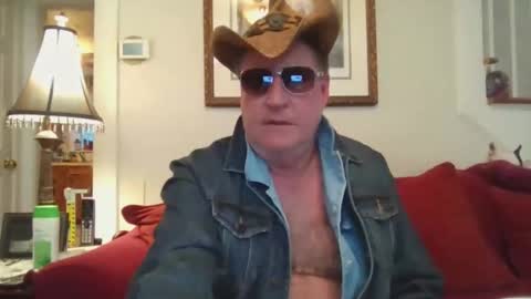 fairmount31 online show from January 7, 2026, 9:39 pm