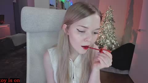 fairy_casey online show from December 20, 2024, 1:03 am