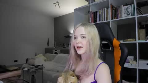 fairy_casey online show from November 21, 2025, 6:50 pm