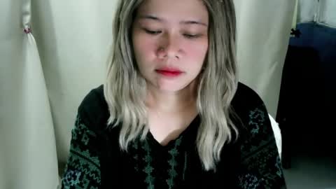 Snapshot of fairy_dollx chatting on June 15, 2026, 12:46 am fairy_dollx online show from June 15, 2026, 12:46 am