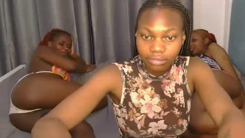 Snapshot of fairy_pearl chatting on April 24, 2026, 5:37 pm fairy_pearl online show from April 24, 2026, 5:37 pm