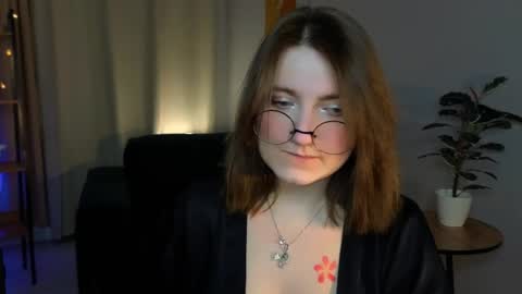 Tara online show from April 12, 2026, 9:53 pm