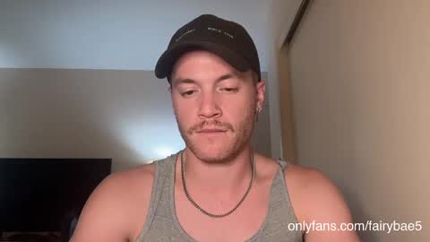 Travis online show from October 6, 2025, 4:54 am