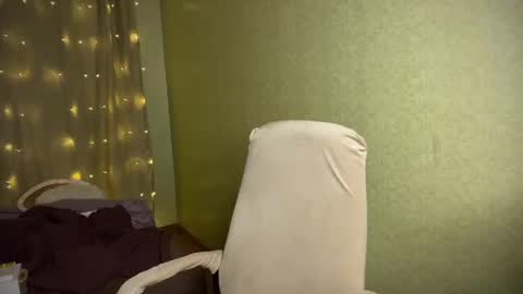 Ilona online show from January 10, 2025, 7:46 am