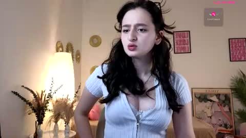Snapshot of fairysilk chatting on June 30, 2026, 7:31 am Sophia online show from June 30, 2026, 7:31 am
