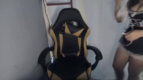 faithveronica130200134 online show from December 17, 2025, 4:24 pm