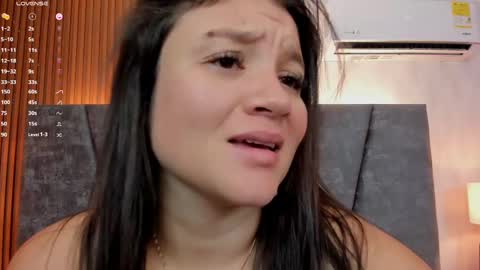  Leila.... online show from February 25, 2025, 12:03 pm