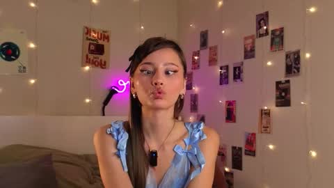 Kaori online show from September 12, 2025, 7:36 pm