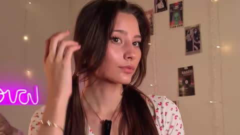 Kaori online show from September 20, 2025, 6:42 pm