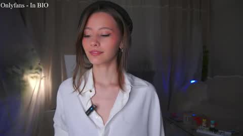 Kaori online show from April 17, 2026, 8:01 pm