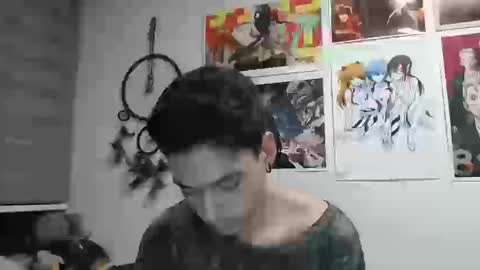 fall_dutt online show from September 20, 2025, 11:17 pm