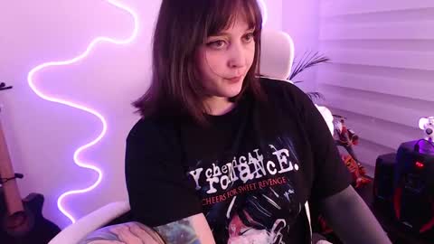 OF fallenag 1 online show from September 17, 2025, 1:51 am