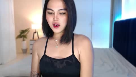 Snapshot of fallfromabove chatting on January 6, 2026, 12:25 am Belly Conklin online show from January 6, 2026, 12:25 am