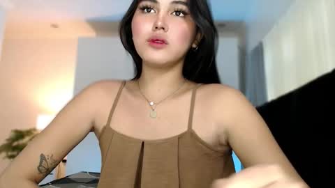 Snapshot of fallfromabove chatting on January 14, 2026, 3:23 am Belly Conklin online show from January 14, 2026, 3:23 am