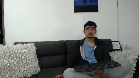 FallGays online show from December 2, 2024, 1:47 am