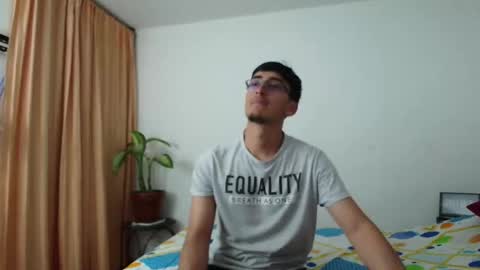 FallGays online show from November 26, 2025, 1:06 am