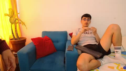 FallGays online show from June 4, 2026, 4:24 pm