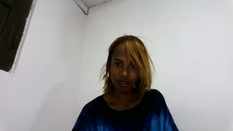 fallinah01 online show from July 19, 2026, 8:40 am