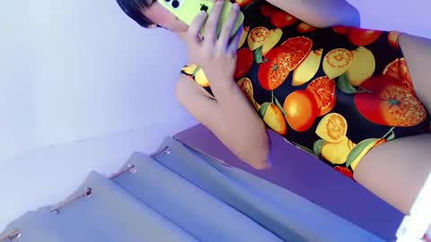 Ivy Lauren online show from March 8, 2025, 10:22 am