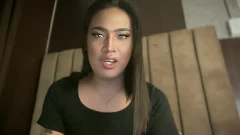 callmecindy online show from December 17, 2024, 5:40 am