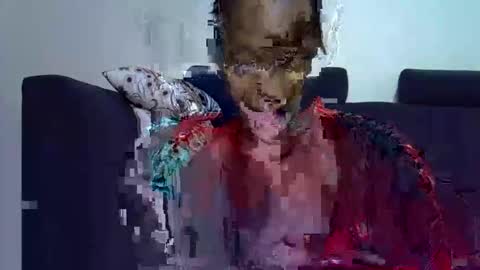 famous_bear online show from February 8, 2026, 4:21 pm