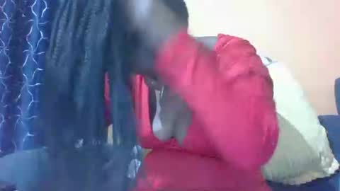 famous_bear online show from February 23, 2026, 5:10 pm