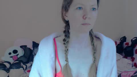 Snapshot of fanatka chatting on March 8, 2026, 5:44 am BUNNYGal online show from March 8, 2026, 5:44 am