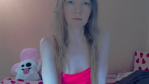 Snapshot of fanatka chatting on March 10, 2026, 3:55 am BUNNYGal online show from March 10, 2026, 3:55 am