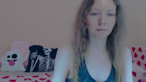 Snapshot of fanatka chatting on March 11, 2026, 5:35 am BUNNYGal online show from March 11, 2026, 5:35 am