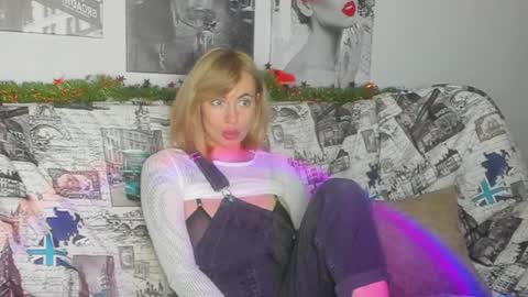 Nancy online show from December 23, 2024, 7:38 am