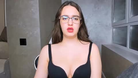 fancy bunny online show from February 4, 2025, 2:53 pm