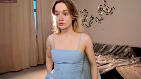 fancyamelia online show from February 27, 2026, 6:13 am