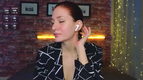 Snapshot of fancymeee chatting on March 17, 2026, 10:40 am fancymeee online show from March 17, 2026, 10:40 am