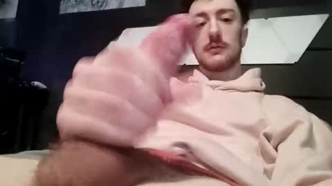 faneadam online show from February 12, 2026, 9:37 am