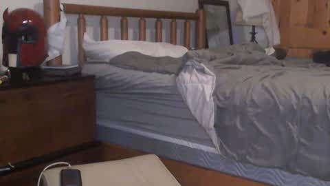 Fan Friction online show from October 9, 2025, 7:28 am