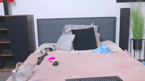 Snapshot of fannie_roberts chatting on September 24, 2025, 5:00 am Fannie online show from September 24, 2025, 5:00 am