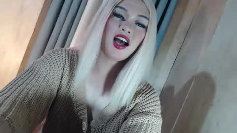 Snapshot of fantasticcock69_daniella chatting on May 15, 2026, 9:44 pm DANIELLA - DONT FORGET TO GIVE ME A THUMBSU UP online show from May 15, 2026, 9:44 pm