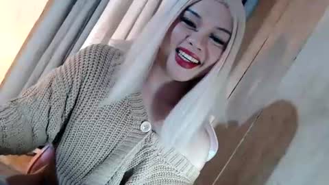 Snapshot of fantasticcock69_daniella chatting on June 22, 2026, 9:34 pm DANIELLA - DONT FORGET TO GIVE ME A THUMBSU UP online show from June 22, 2026, 9:34 pm