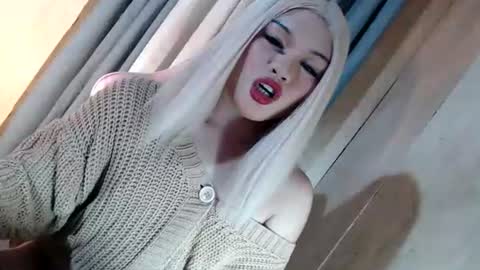 Snapshot of fantasticcock69_daniella chatting on June 25, 2026, 12:54 am DANIELLA - DONT FORGET TO GIVE ME A THUMBSU UP online show from June 25, 2026, 12:54 am