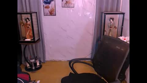 Snapshot of fantasticock4ux chatting on December 19, 2025, 6:59 pm YOUR DOMINA KRISTINE online show from December 19, 2025, 6:59 pm