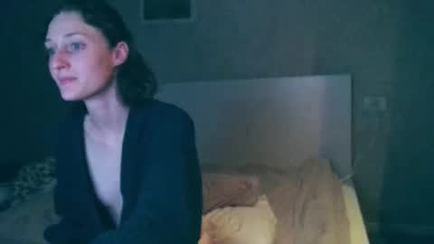 Kira online show from October 25, 2025, 11:54 pm