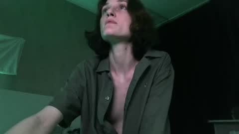 Kira online show from May 4, 2026, 1:12 am