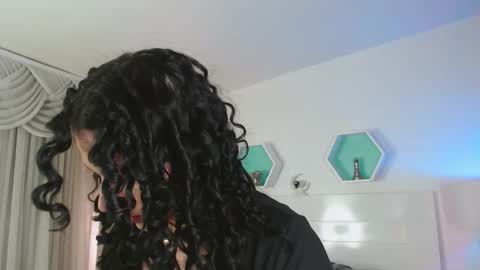 Farah online show from February 16, 2026, 12:12 pm