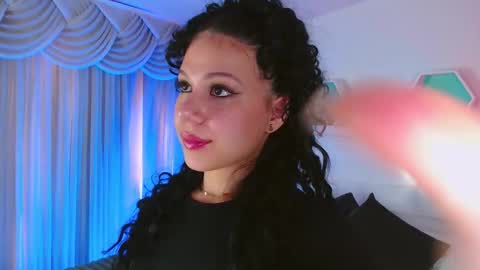 Farah online show from March 4, 2026, 12:11 pm