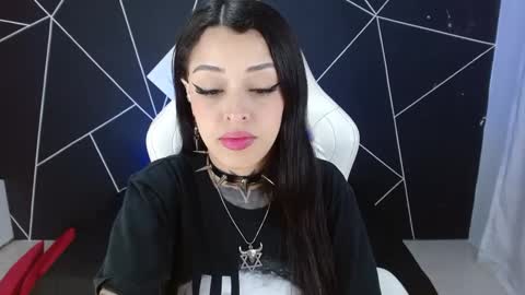 Snapshot of farichell chatting on September 24, 2025, 8:56 pm fari online show from September 24, 2025, 8:56 pm